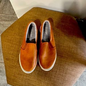 Youth boys cat & jack brand loafers light brown